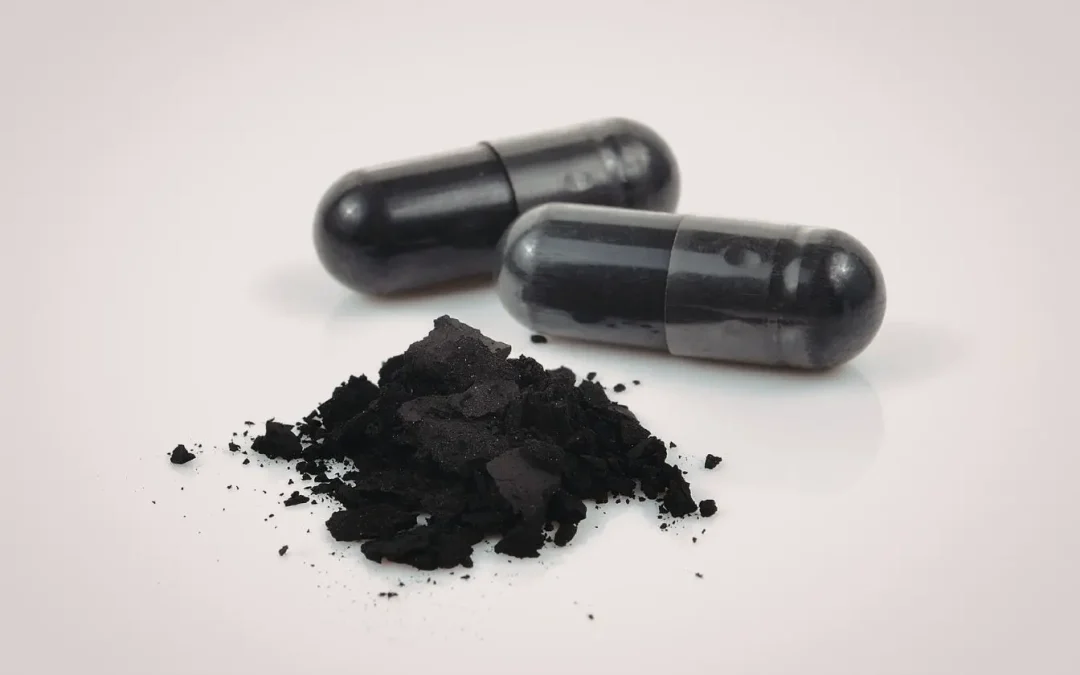 Charbon actif : quels sont les réels dangers et contre-indications ?