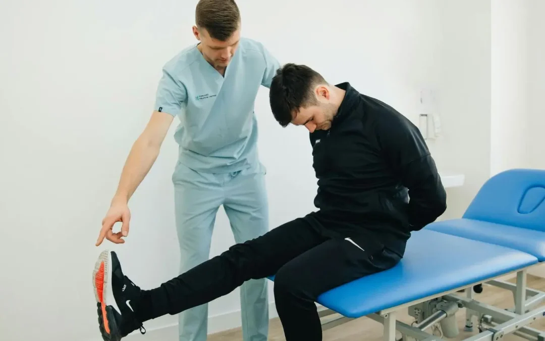 Comment soulager une sciatique rapidement ? Solutions efficaces et gestes de secours