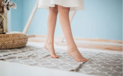 Marcher pieds nus : quels sont les réels bienfaits pour la santé ?