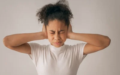 Comment soulager les acouphènes ? Solutions rapides, remèdes naturels et traitements